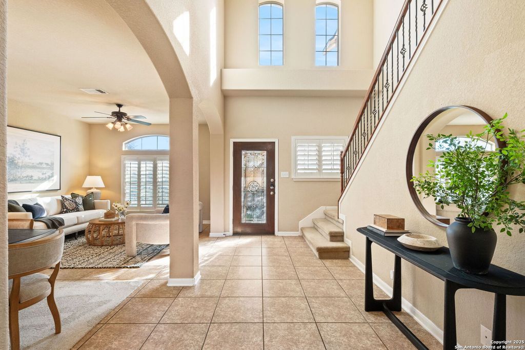 Photo of 611 Oxalis, San Antonio, TX 78260 (MLS # 1929622)