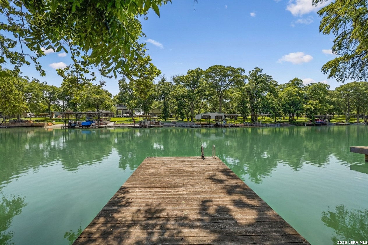 628 CYPRESS RDG