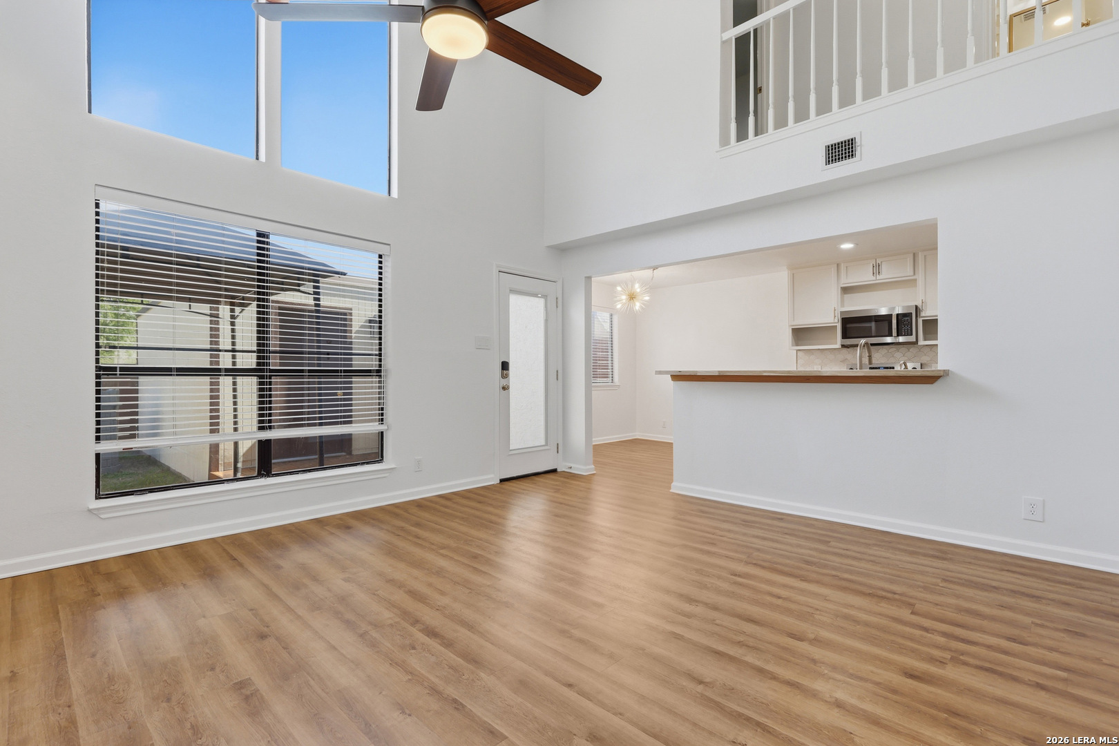 12008 Vista Nogal St