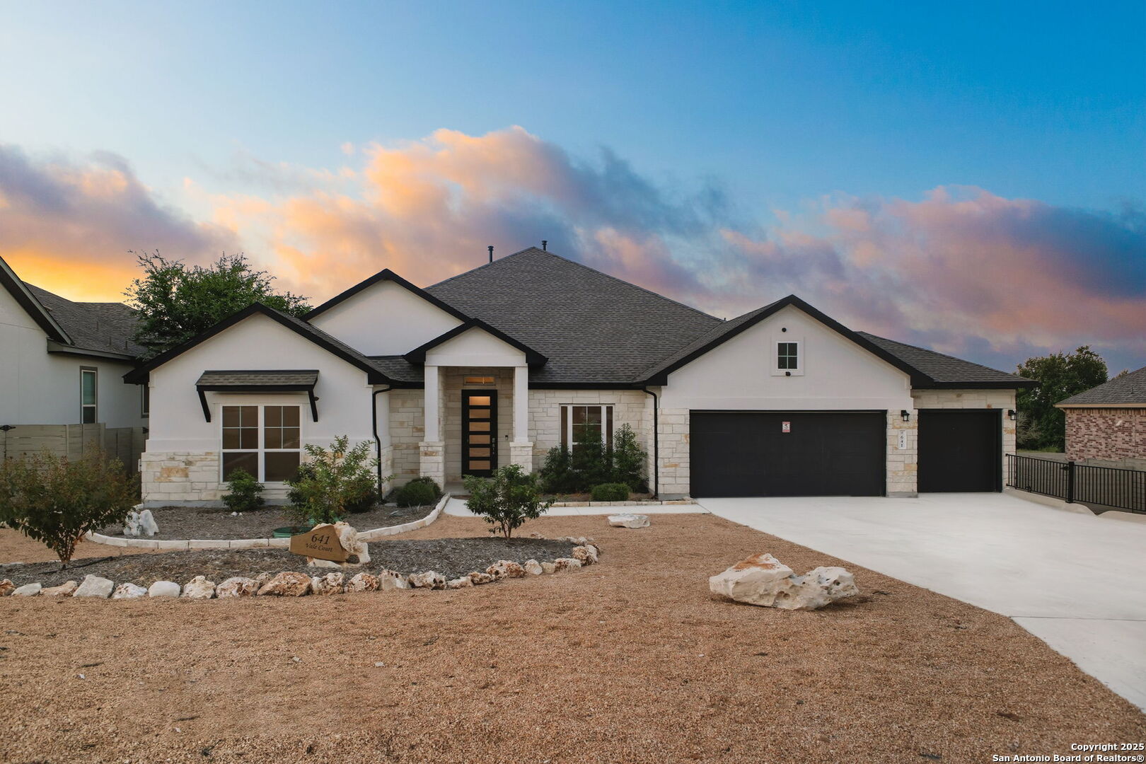 641 Vale CT