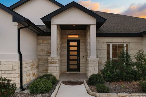 641 Vale CT New Braunfels TX 78132