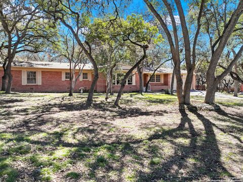 306 ZORNIA DR Castle Hills TX 78213