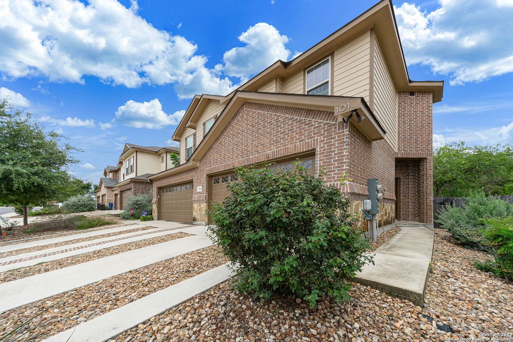 Photo of 7106 FAITH WAY 102 #102, San Antonio, TX 78240 (MLS # 1938429)