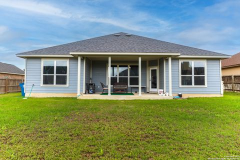 A home in Floresville