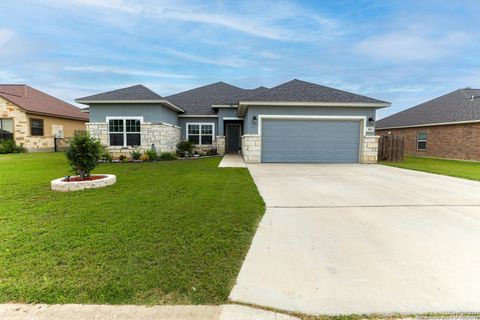 A home in Floresville