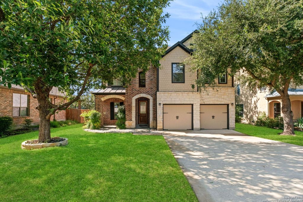 Photo of 113 Clear Water, Boerne, TX 78006 (MLS # 1863094)
