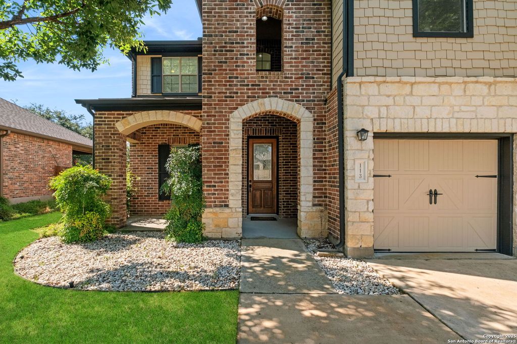 Photo of 113 Clear Water, Boerne, TX 78006 (MLS # 1863094)