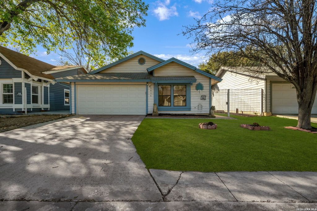 Photo of 3916 Chimney Springs, San Antonio, TX 78247 (MLS # 1950635)