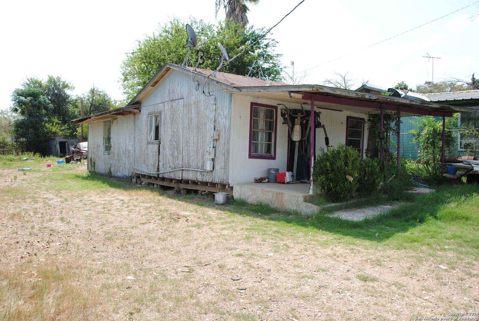 View Atascosa, TX 78002 house