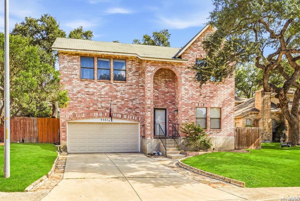 Photo of 9551 MAIDENSTONE DR, San Antonio, TX 78250 (MLS # 2008741)