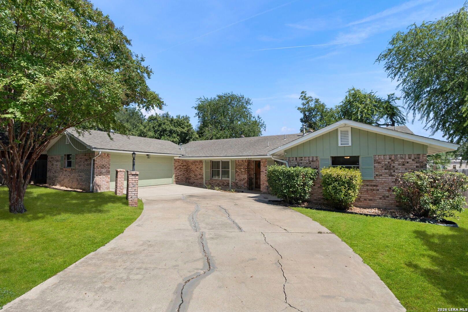 8610 DUDLEY DR
