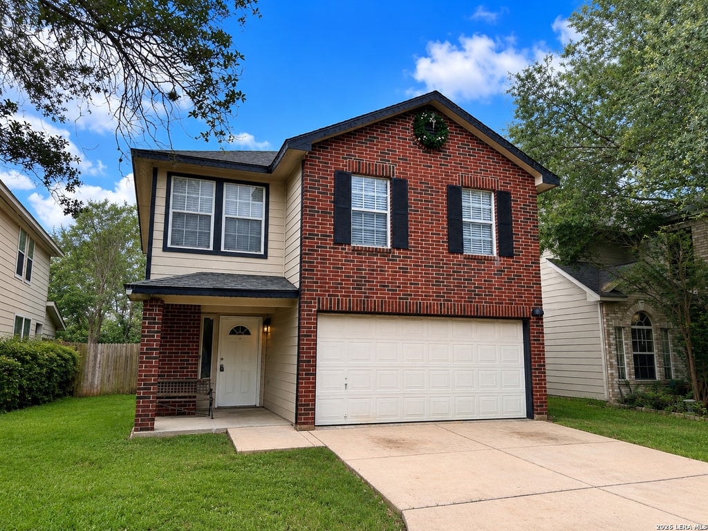 Photo of 12 DUNTHORTE LN, San Antonio, TX 78250 (MLS # 1971668)