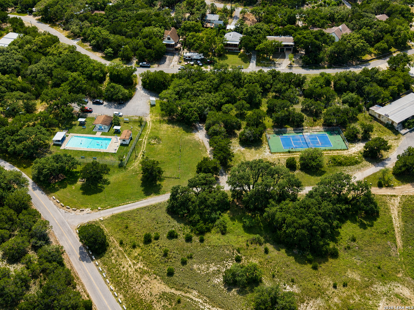 233 Lake Forest