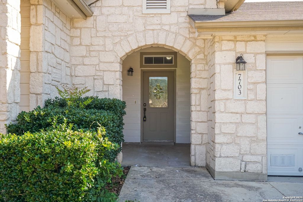 Photo of 7703 Wexford, San Antonio, TX 78240 (MLS # 1926112)