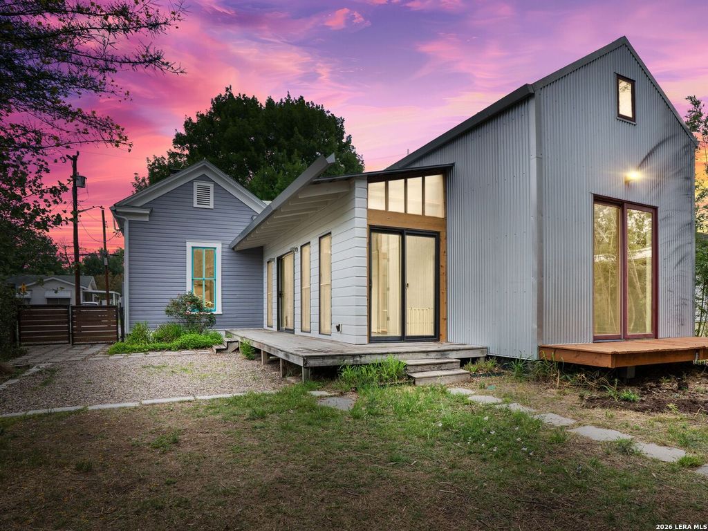 Photo of 318 Sadie Street, San Antonio, TX 78210 (MLS # 1958137)