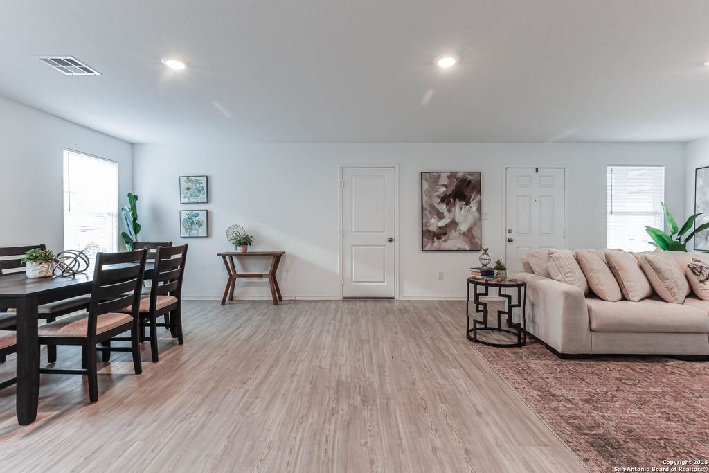 Photo of 5935 Texas, Seguin, TX 78155 (MLS # 1908289)