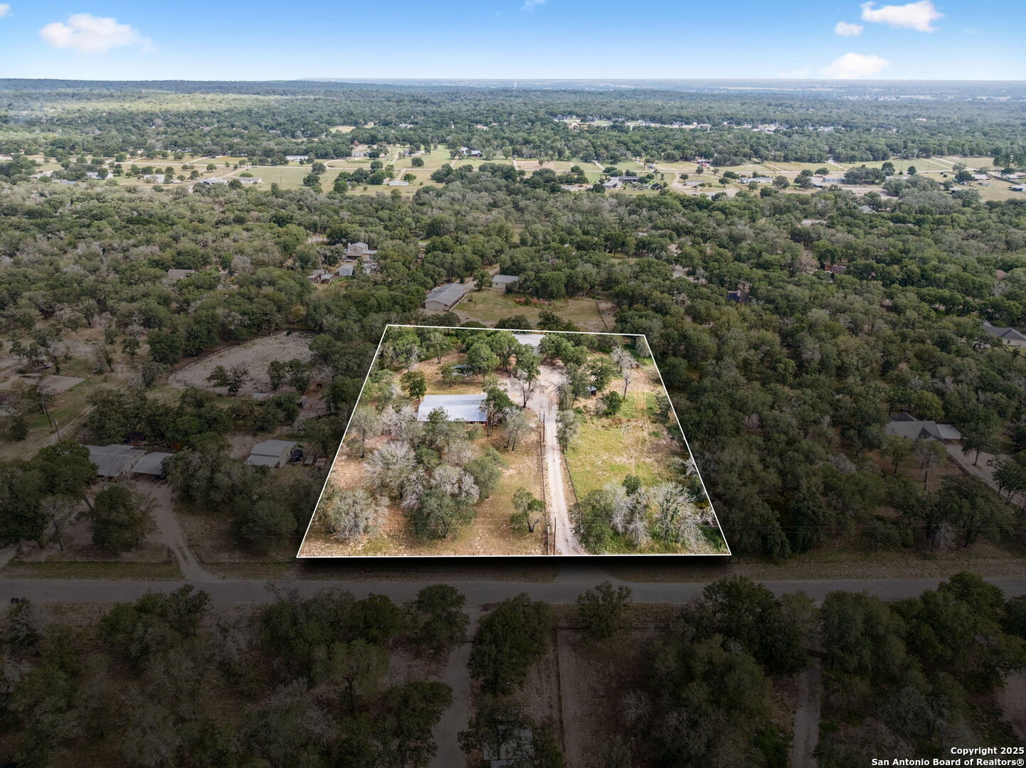 240 Oak Hollow
