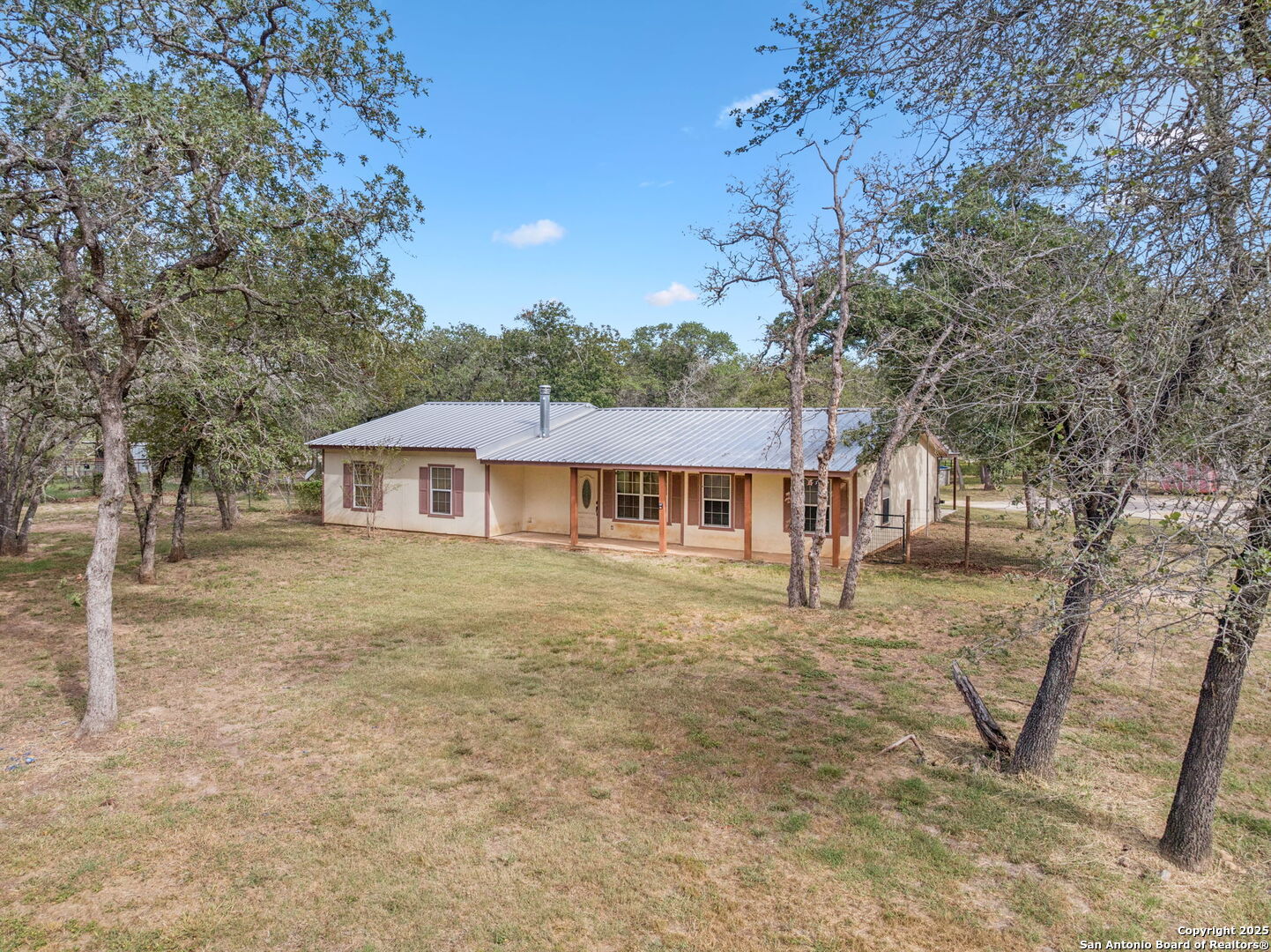 240 Oak Hollow