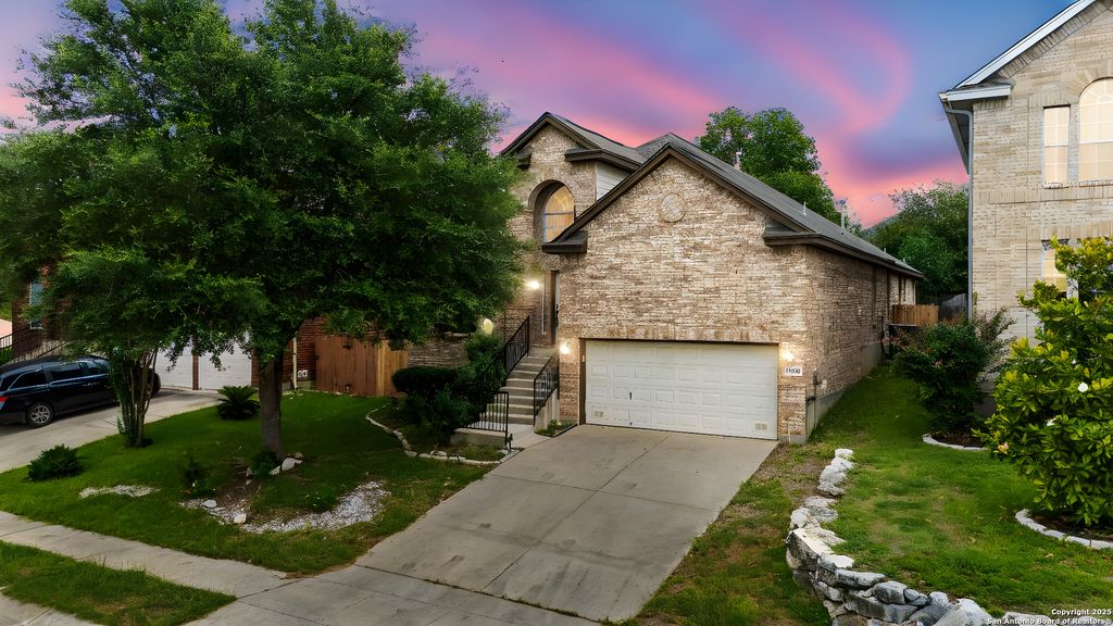 Photo of 20630 Cliff Park, San Antonio, TX 78258 (MLS # 1879032)