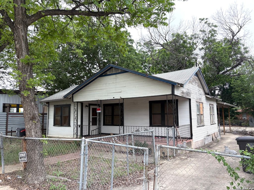 Photo of 319 McKay, San Antonio, TX 78204 (MLS # 1962506)
