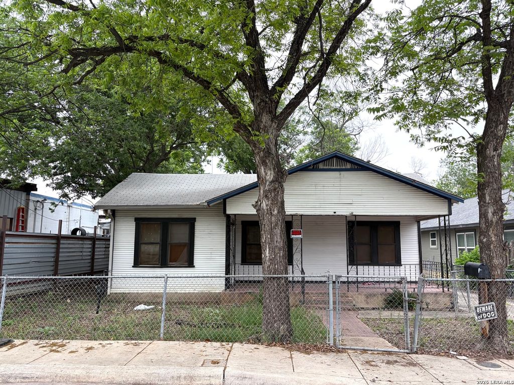 Photo of 319 McKay, San Antonio, TX 78204 (MLS # 1962506)