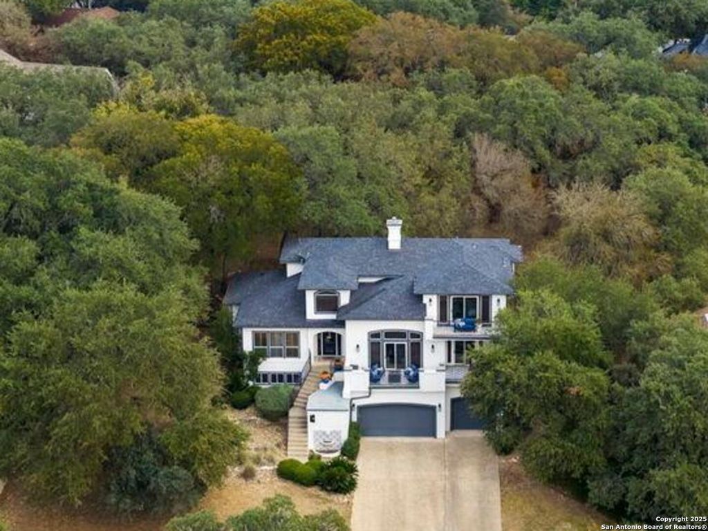 Photo of 12 Inwood Bluff, San Antonio, TX 78248 (MLS # 1920236)