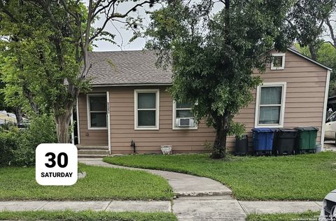1519 STEVES AVE San Antonio TX 78210