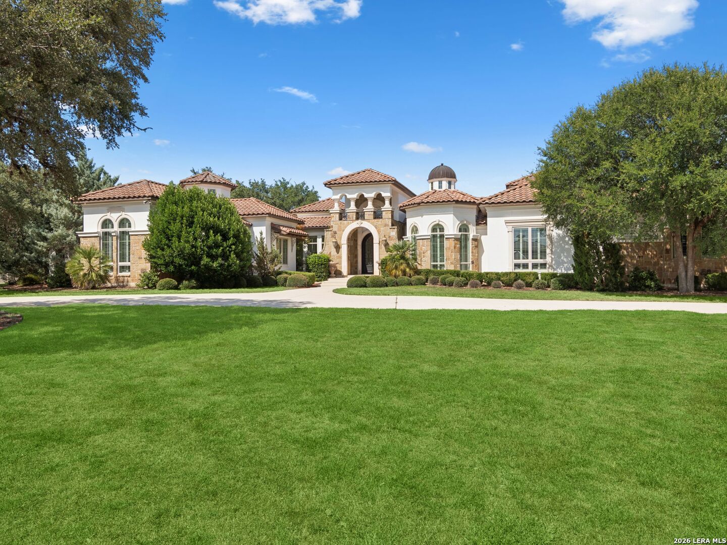 202 WELLESLEY LOOP