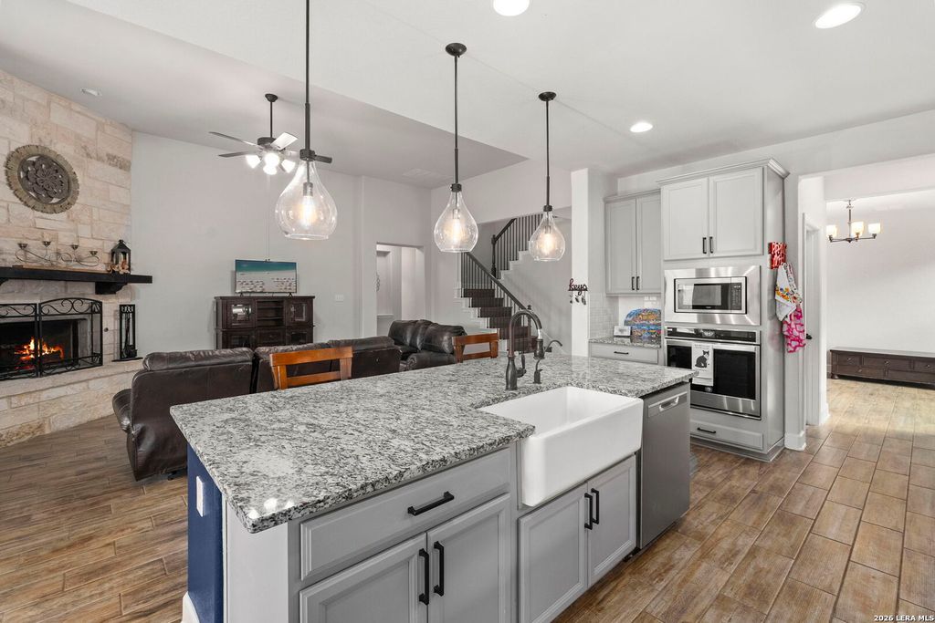 Photo of 29023 Front Gate, Boerne, TX 78015 (MLS # 1936638)