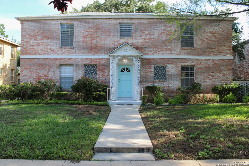 Photo of 331 E Rosewood, San Antonio, TX 78212 (MLS # 2019896)