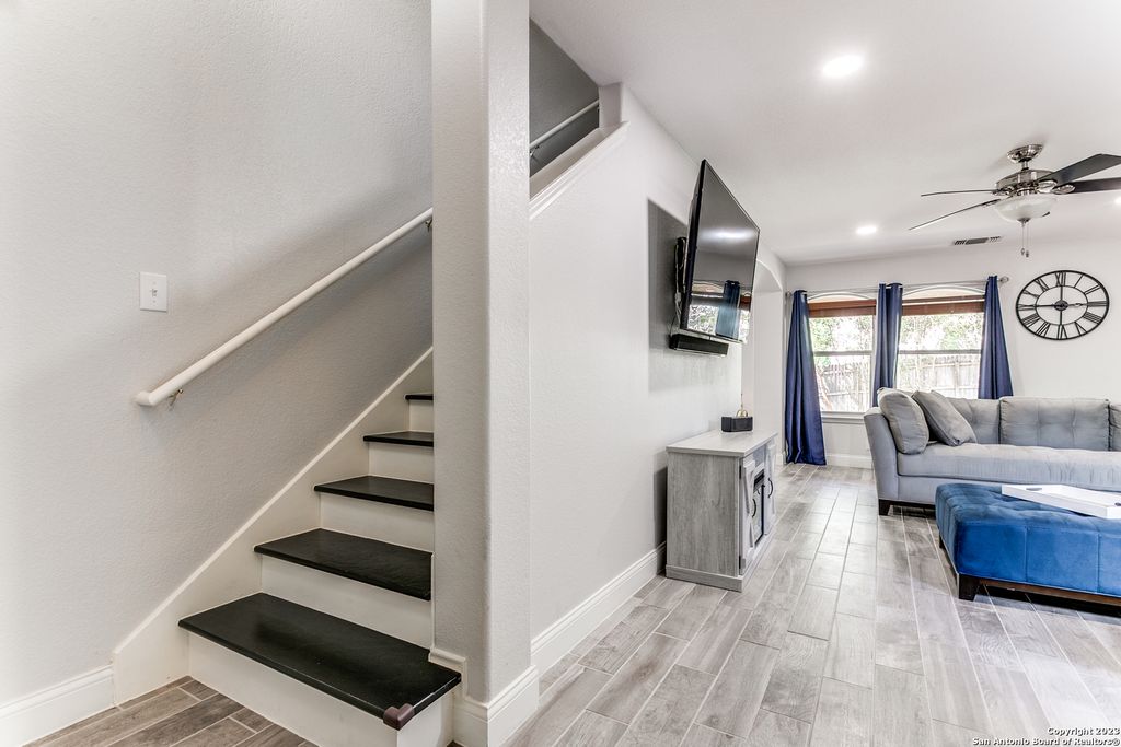 Photo of 5103 TOMAS CIR, San Antonio, TX 78240 (MLS # 1934778)