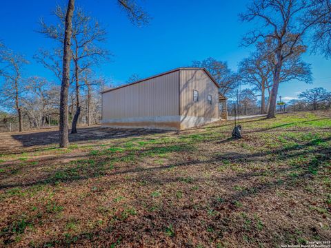 A home in La Vernia