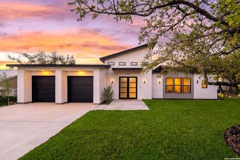 Photo of 707 Lone Cir, San Antonio, TX 78260 (MLS # 1951517)