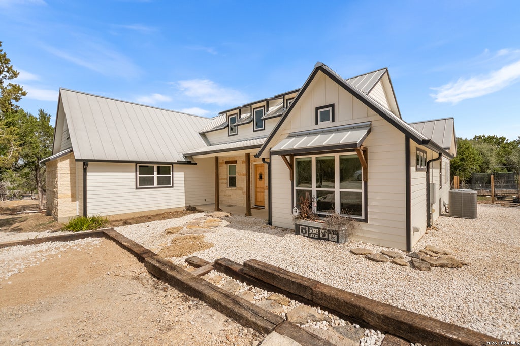 Photo of 585 English Hollow, Bandera, TX 78003 (MLS # 1946777)