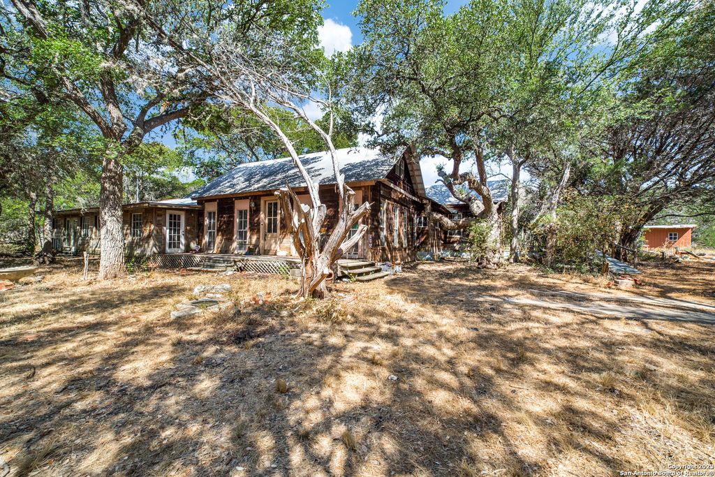 Photo of 31210 Stahl Ln, Bulverde, TX 78163 (MLS # 1709459)