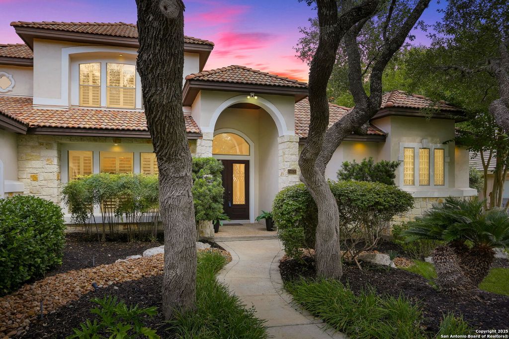 Photo of 24630 Bogey Ridge, San Antonio, TX 78260 (MLS # 1908307)