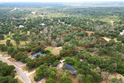 A home in Floresville