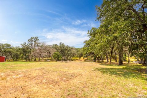 A home in Floresville