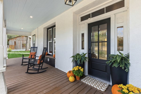 29050 NOLL RD, BOERNE, TX 78015 - Image fde9fd6668143c42cddb20df433af2dd/243453078