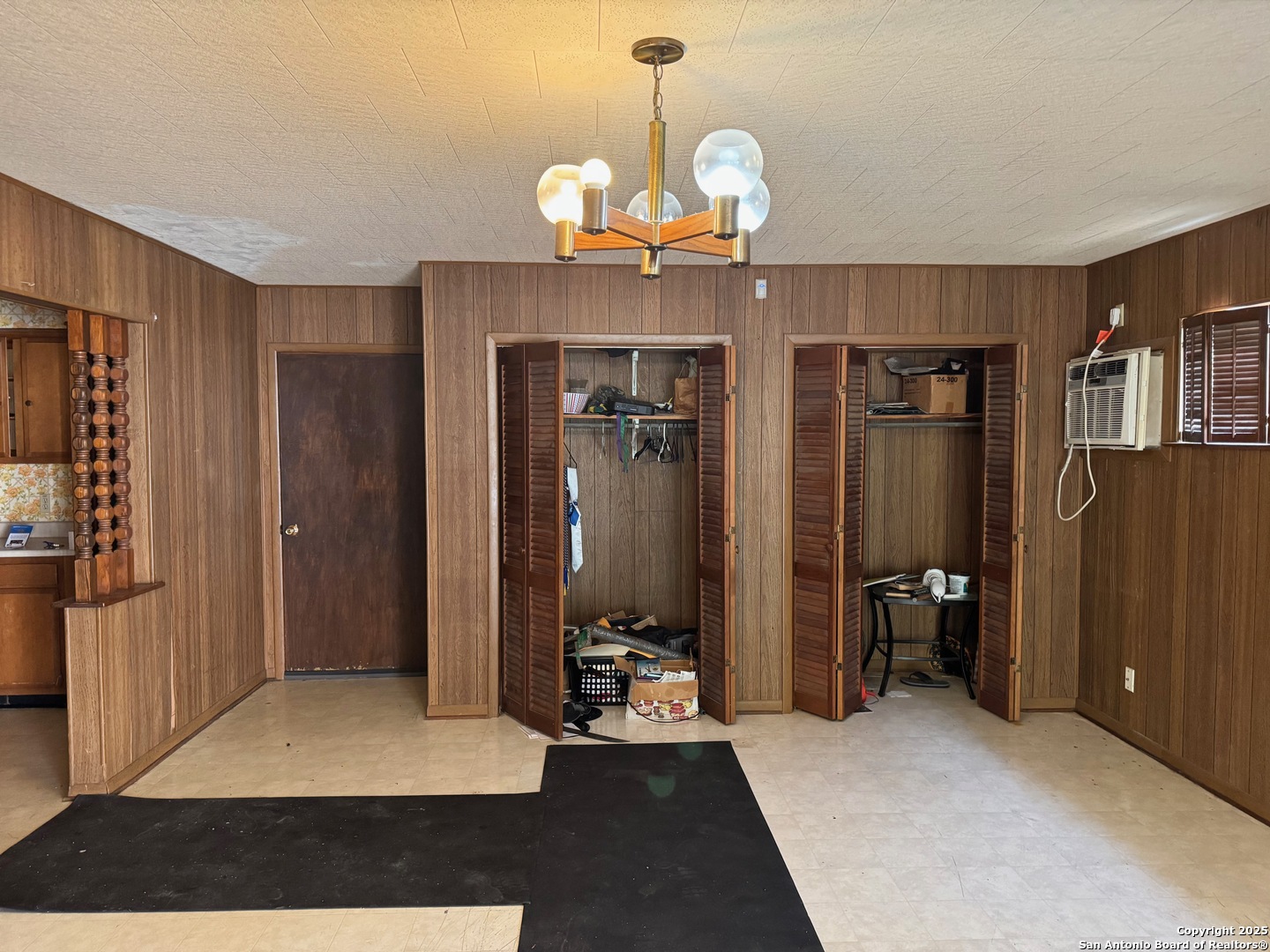203 Chesswood