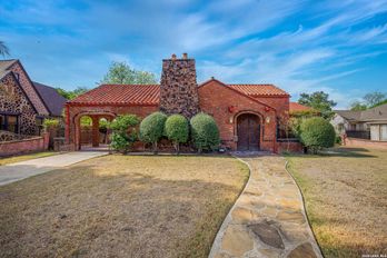 Single Family Residence at 2150 W SUMMIT AVE