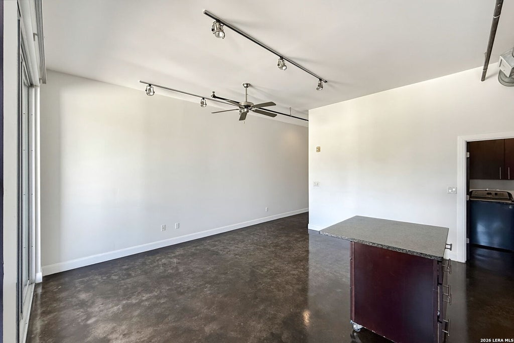Photo of 831 S Flores Street 3210 #3210, San Antonio, TX 78204 (MLS # 1995041)