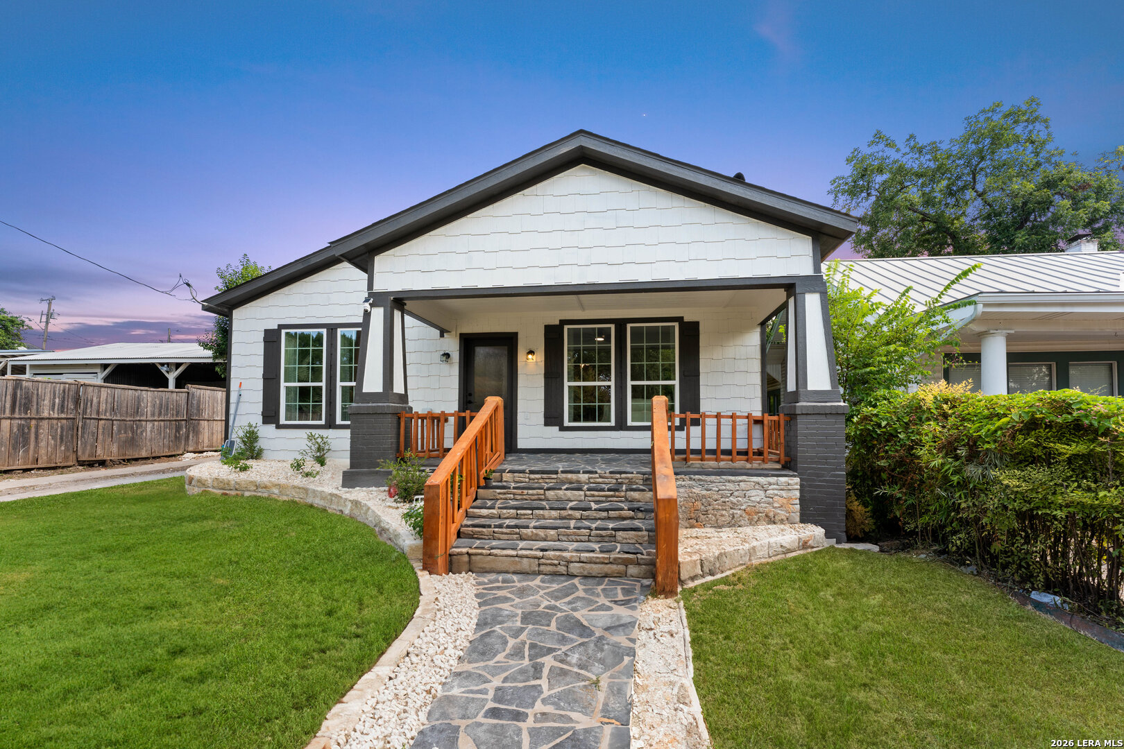 612 W Magnolia Ave