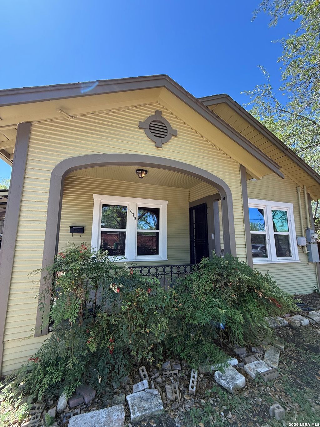 Photo of 630 W Gramercy, San Antonio, TX 78212 (MLS # 1955420)