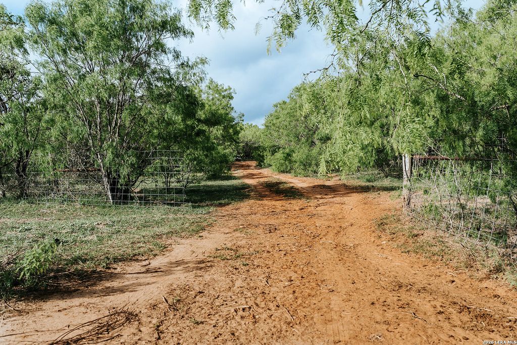Photo of 1065 fm 477, Seguin, TX 78155 (MLS # 1955315)