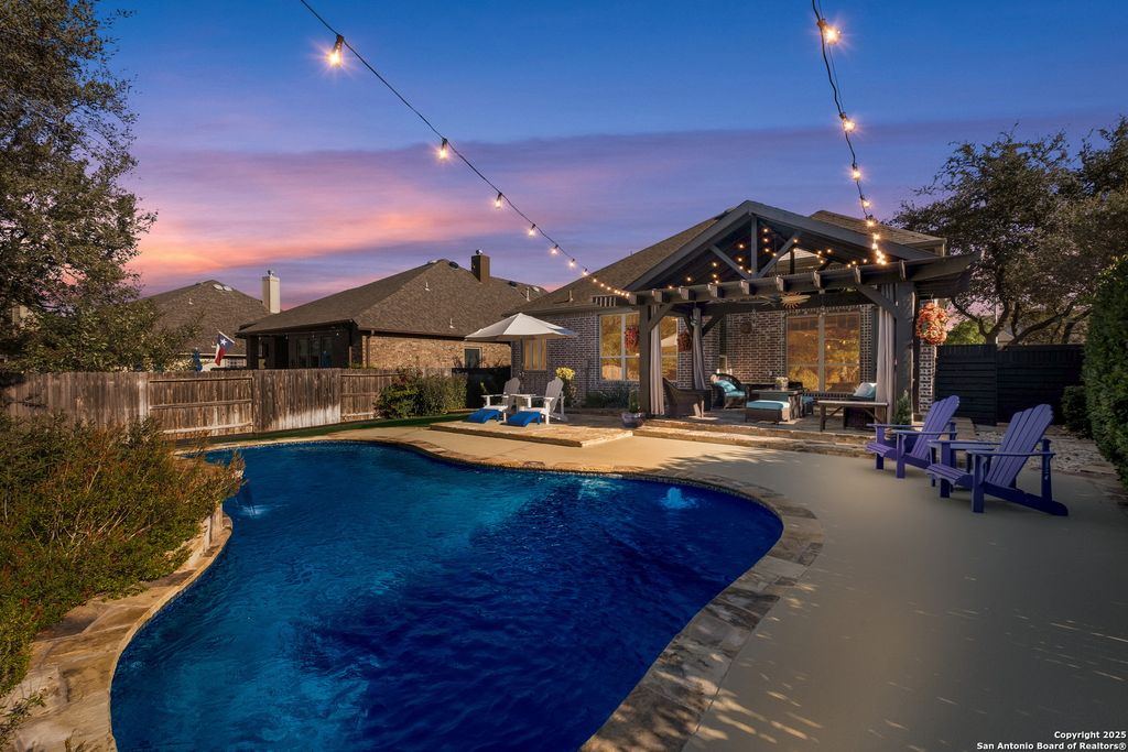 Photo of 546 Mission Hill, New Braunfels, TX 78132 (MLS # 1921180)