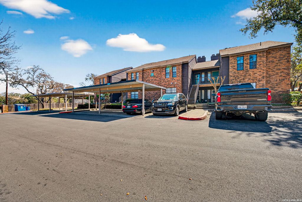 Photo of 4212 MEDICAL DR 1503 #1503, San Antonio, TX 78229 (MLS # 1945650)