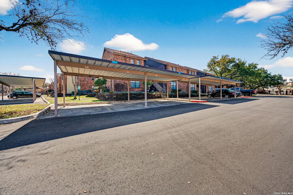 Photo of 4212 MEDICAL DR 1503 #1503, San Antonio, TX 78229 (MLS # 1945650)