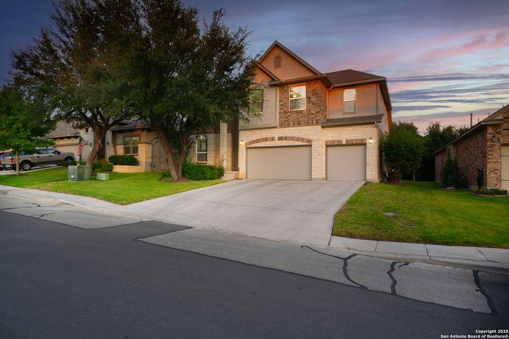 Photo of 16514 Sierra Linda, Helotes, TX 78023 (MLS # 1925789)