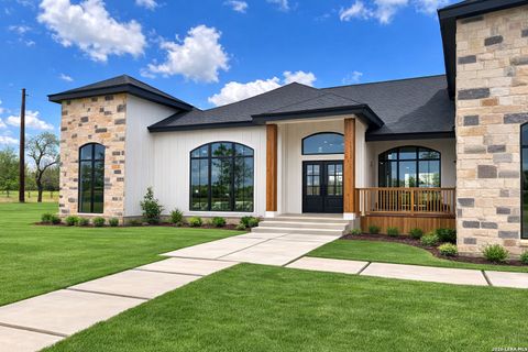 125 Hidden Hills Floresville TX 78114